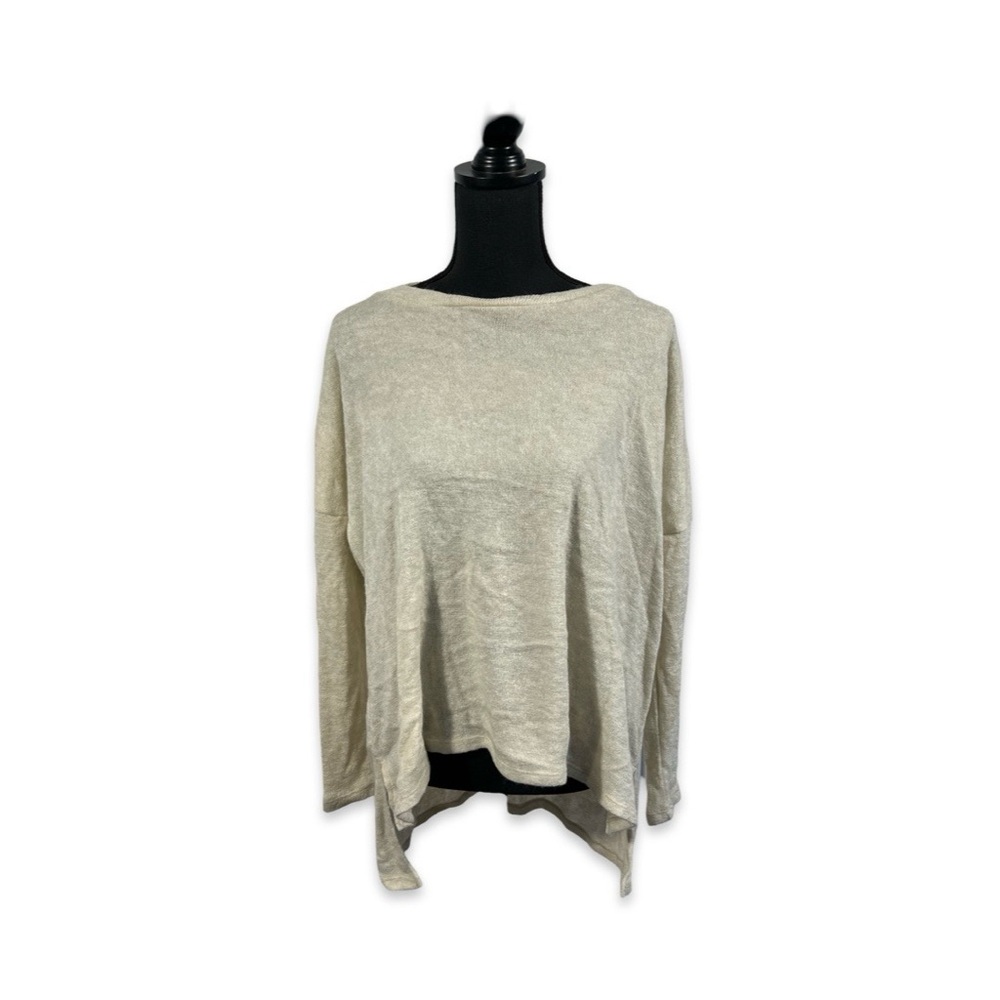 NWOT CY Fashion Cream Women's Hi-Lo Top Sz M